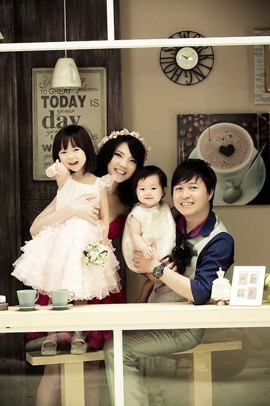 family_%e5%bc%b5%e7%b0%a1%e5%86%a0%e8%8f%af-5