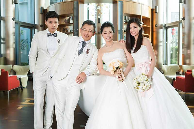 family_%e5%bc%b5%e9%96%8e%e9%8c%a0-1