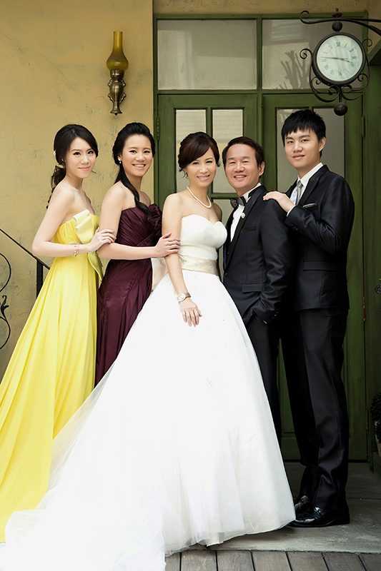 family_%e6%b2%88%e8%81%96%e8%bc%9d-1