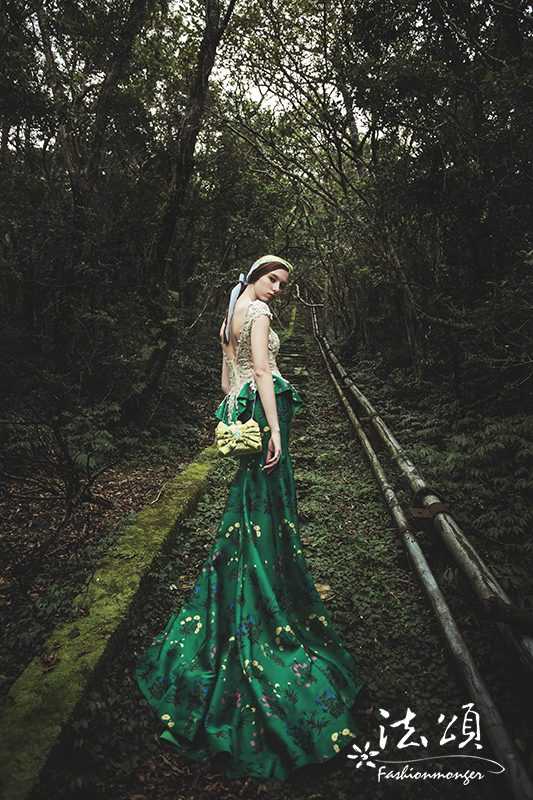 %e6%9d%b1%e6%96%b9%e7%be%8e%e4%ba%ba%e5%a4%a2c_09